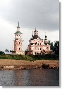 General view of St. Simeon church.